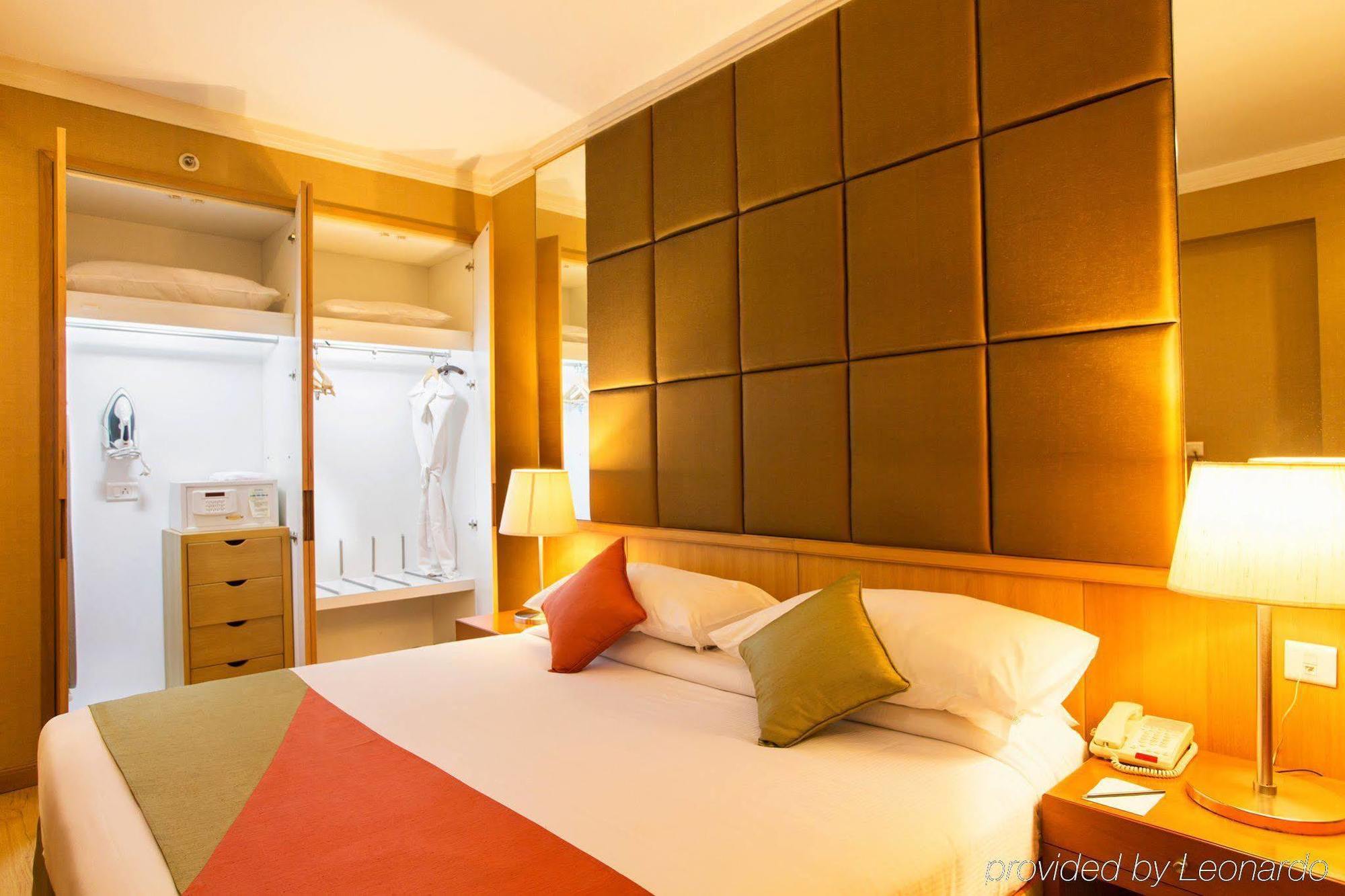 Ellaa Hotel Gachibowli Гайдарабад Екстер'єр фото