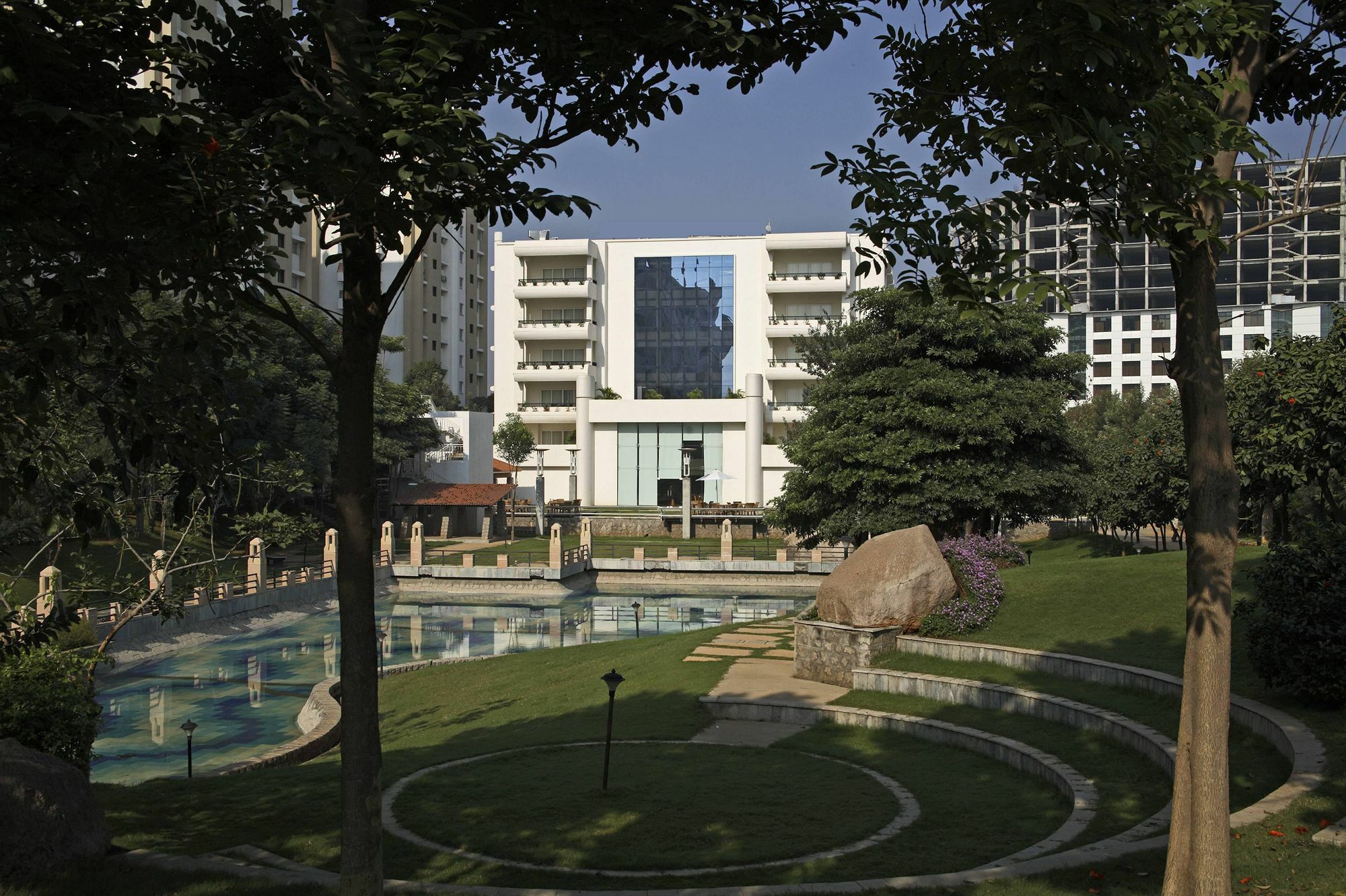 Ellaa Hotel Gachibowli Гайдарабад Зручності фото
