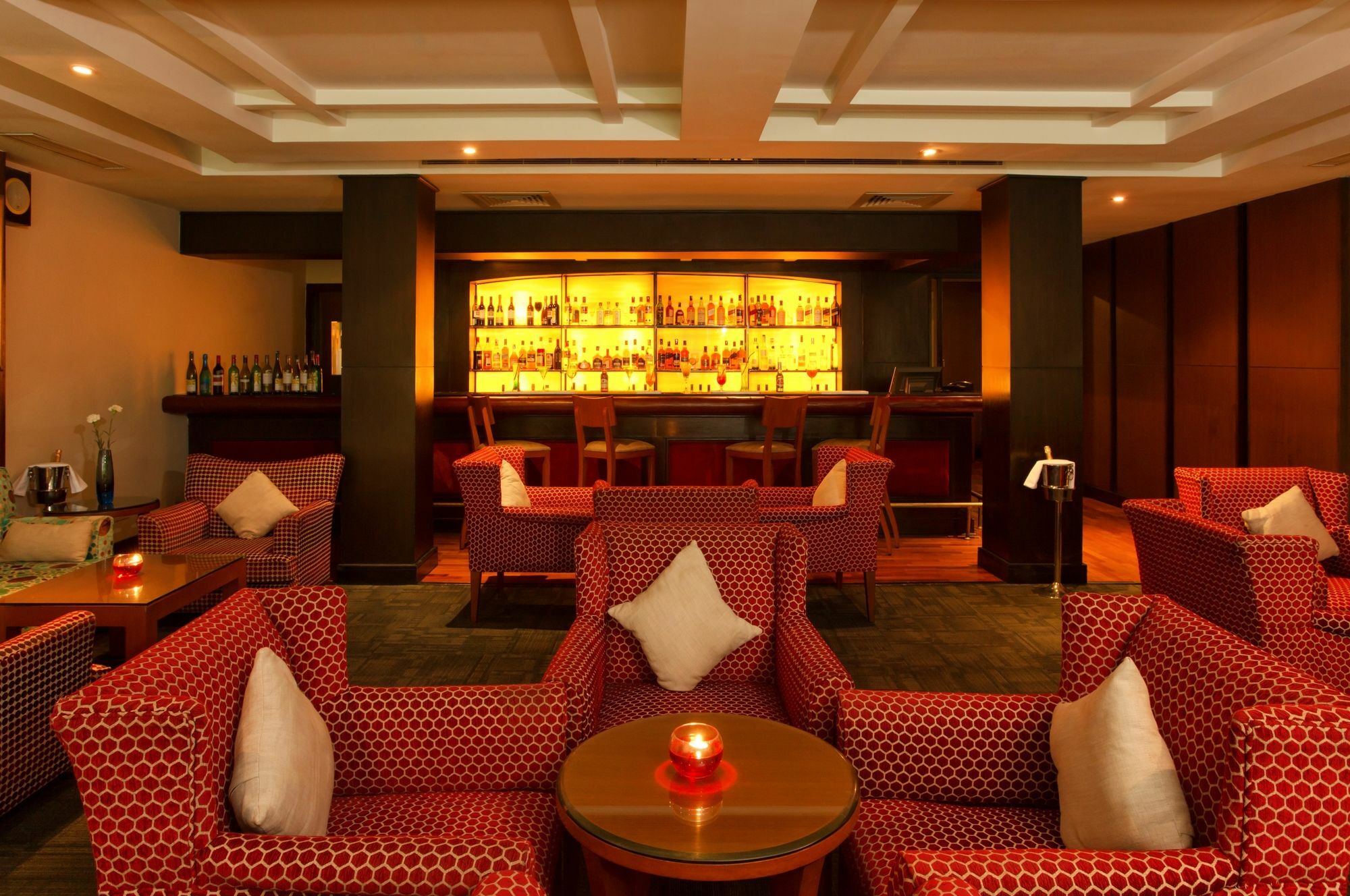 Ellaa Hotel Gachibowli Гайдарабад Екстер'єр фото