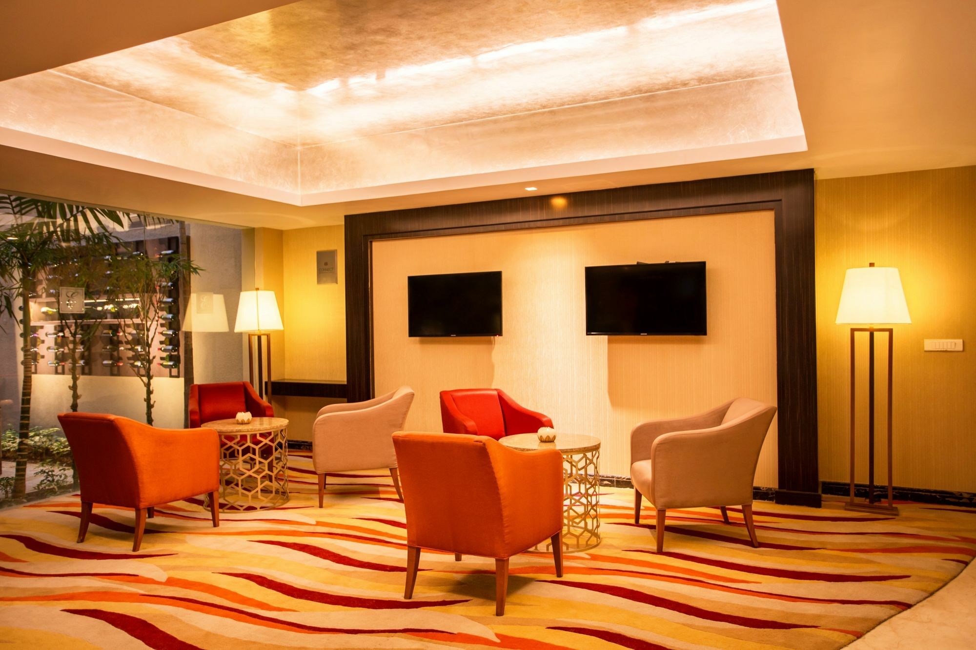Ellaa Hotel Gachibowli Гайдарабад Екстер'єр фото
